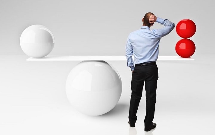 社労士通信講座の受講料を比較するポイント